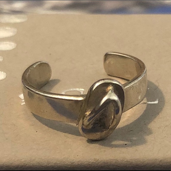 Silpada Sterling Silver Flip Flop Toe Ring O1730 - Picture 8 of 10